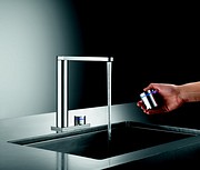 KWC-Küchenarmatur ONO
            touch light PRO mit Wireless Modul